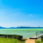 Harsas Apartmanhaz * Balatonboglár
