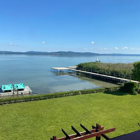 Apartament Harsas Apartmanhaz Balatonboglár