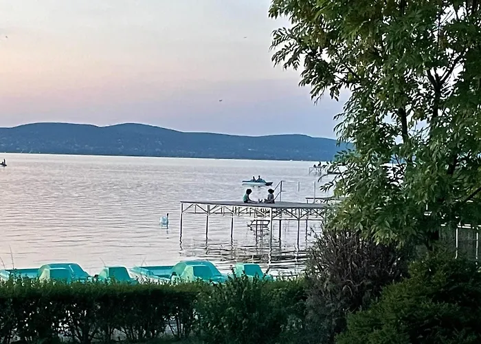 Apartment Harsas Apartmanhaz Balatonboglar