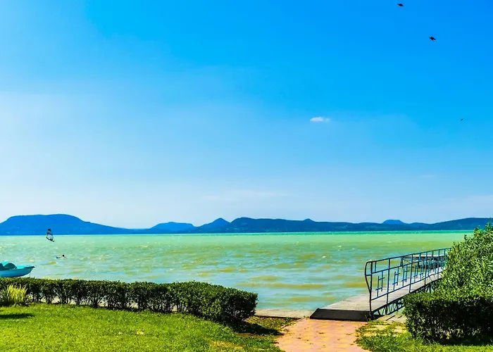 Harsas Apartmanhaz * Balatonboglár